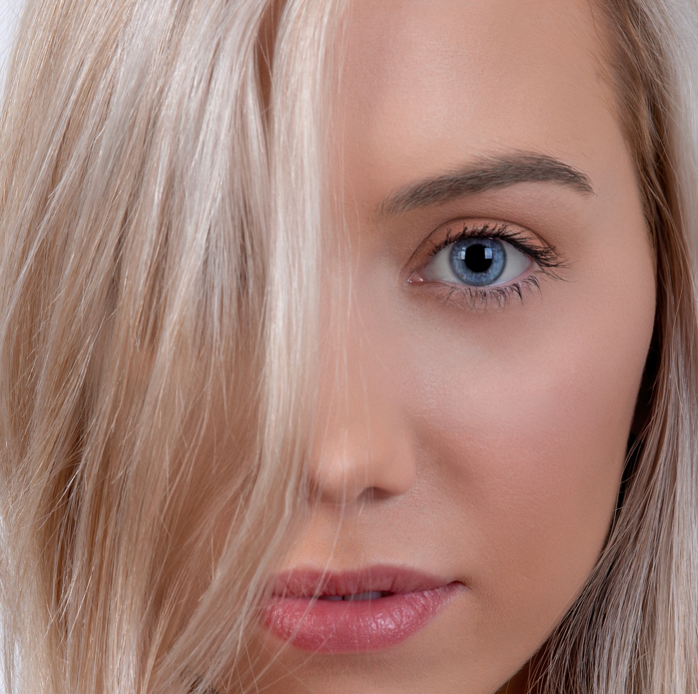 Portrait — chiaroscuro studio lighting